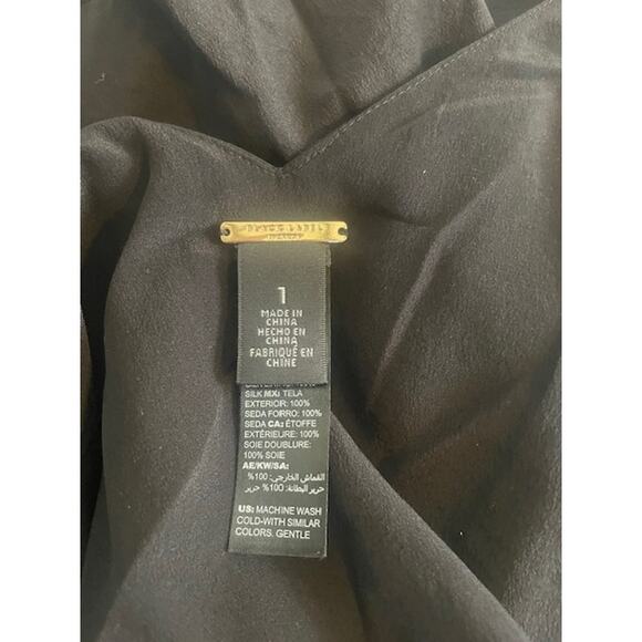 Chico Black Label Size 1 (Medium 8) 100% Silk Black Strappy Tank Top - Picture 3 of 3